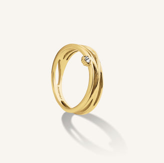 Spiral Chaton Ring leftcolumn