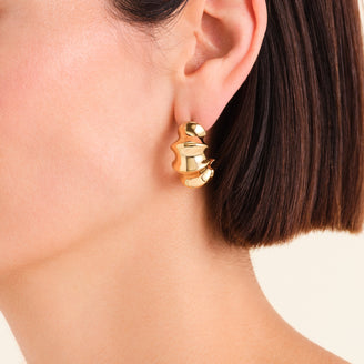 Statement Earrings leftcolumn,