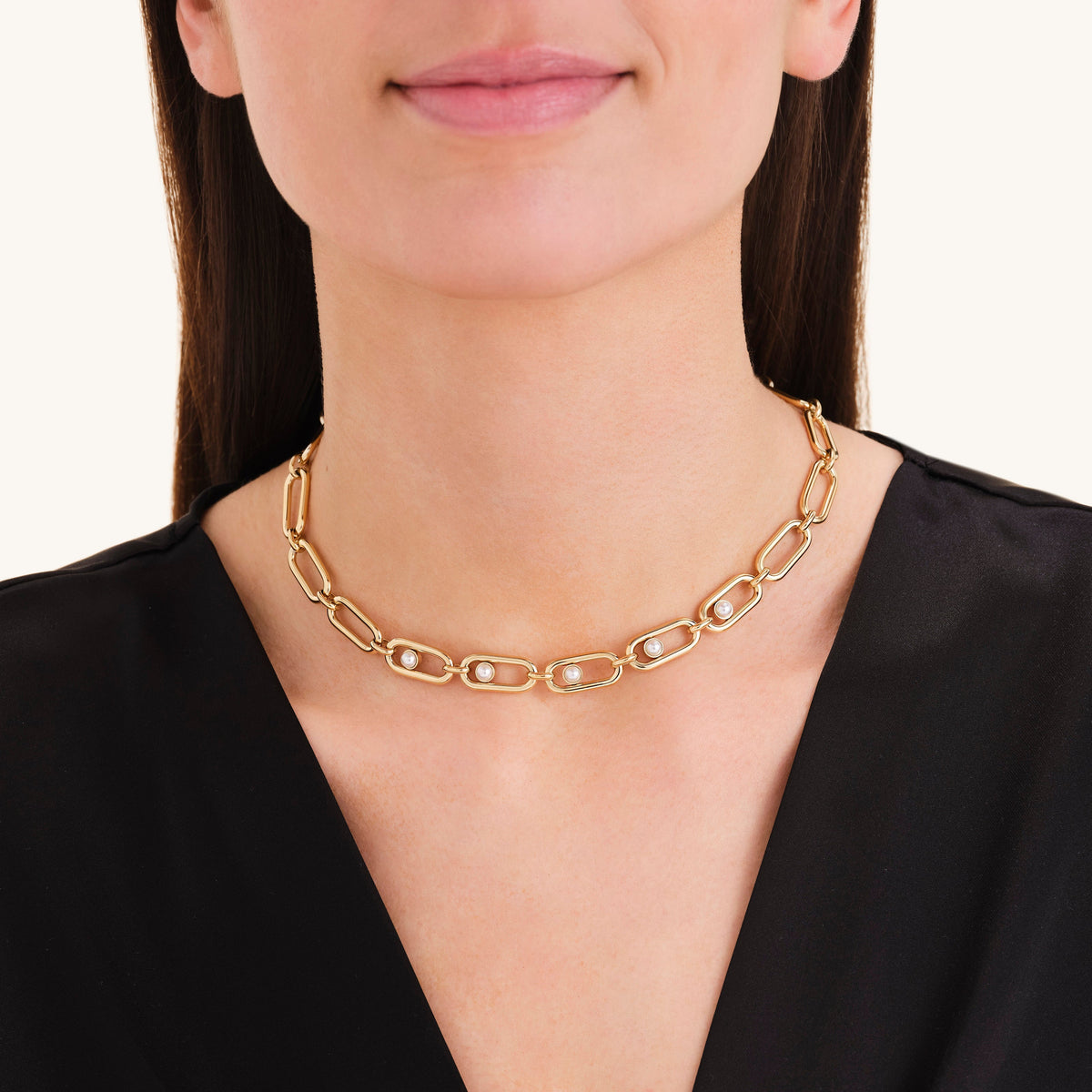Pearl Link Necklace leftcolumn